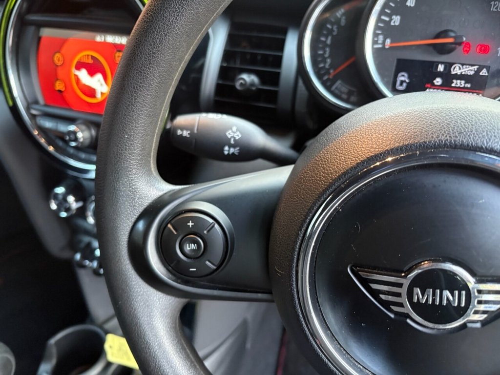 Used MINI Convertible 2018 for sale - 76670550: Photo 18