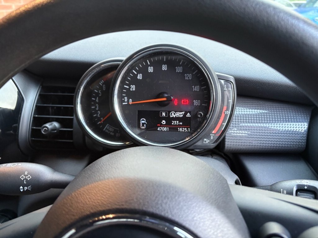 Used MINI Convertible 2018 for sale - 76670550: Photo 26