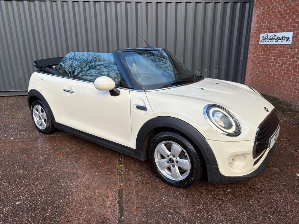 Used MINI Convertible 2018 for sale - 76670550: Photo 3