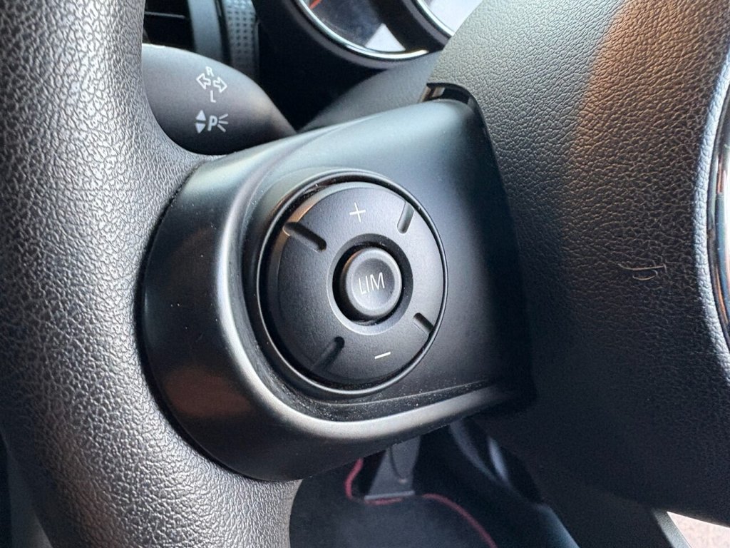 Used MINI Convertible 2018 for sale - 76670550: Photo 34