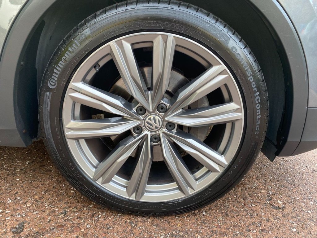 Used Volkswagen Tiguan 2018 for sale - 76654664: Photo 30