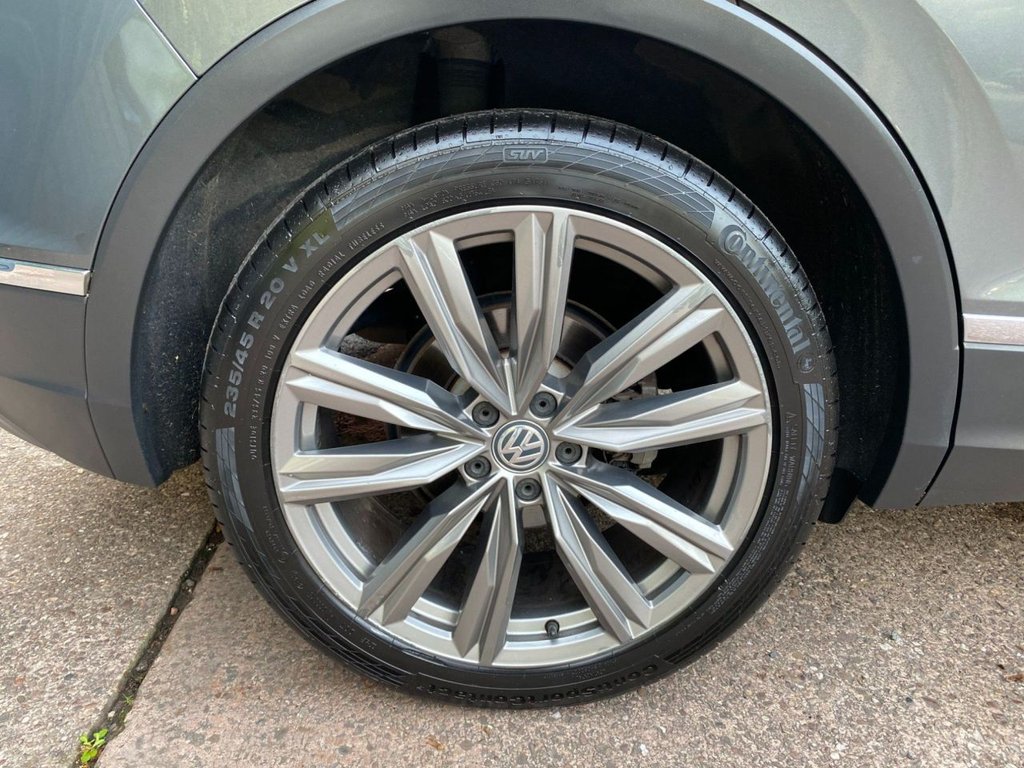Used Volkswagen Tiguan 2018 for sale - 76654664: Photo 31
