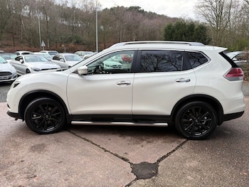 Used Nissan X-Trail 2015 for sale - 77200517: Photo
