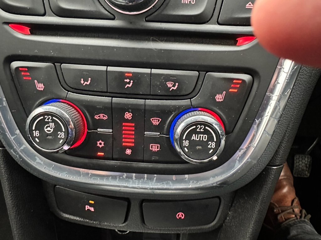 Used Vauxhall Mokka 2015 for sale - 77703822: Photo 24