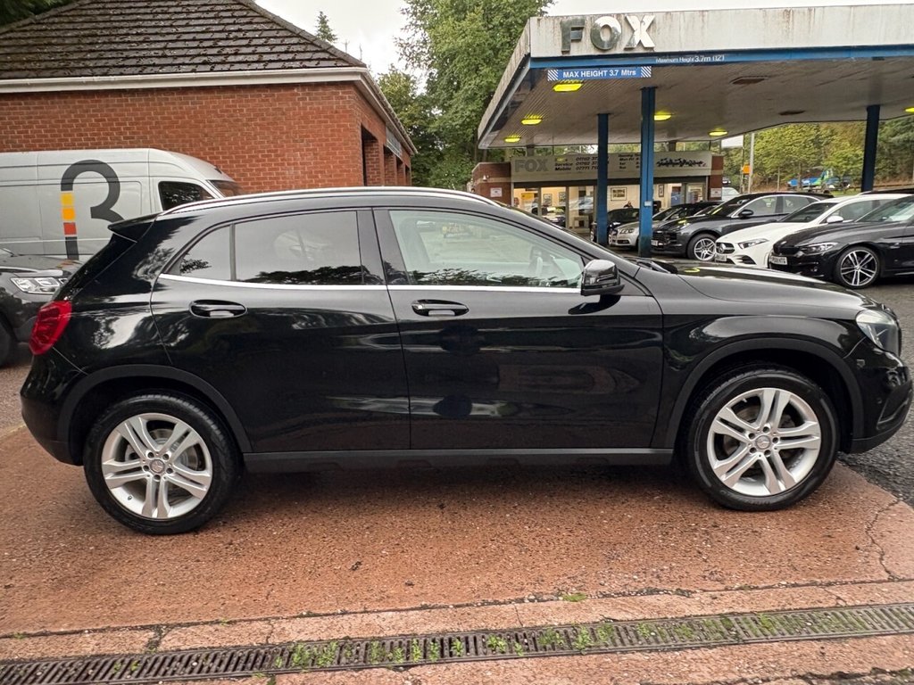 Used Mercedes-Benz GLA 2015 for sale - 75802029: Photo 2