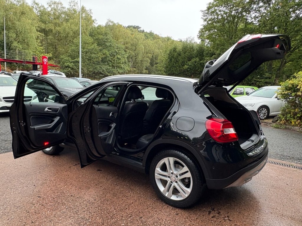 Used Mercedes-Benz GLA 2015 for sale - 75802029: Photo 9