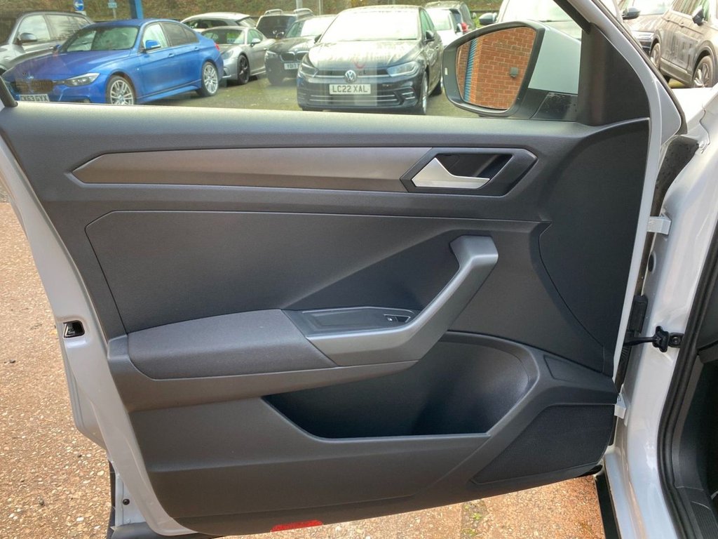 Used Volkswagen T-Roc 2018 for sale - 76710849: Photo 21