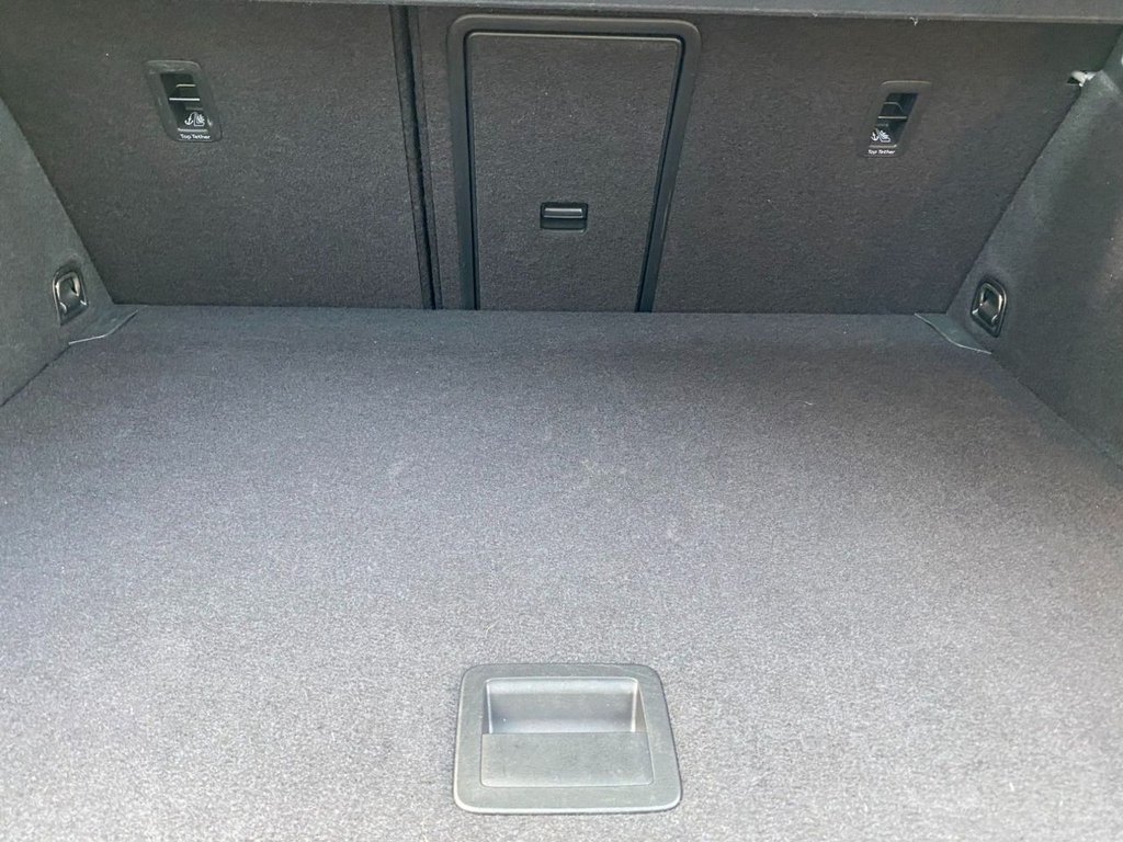 Used Volkswagen T-Roc 2018 for sale - 76710849: Photo 23