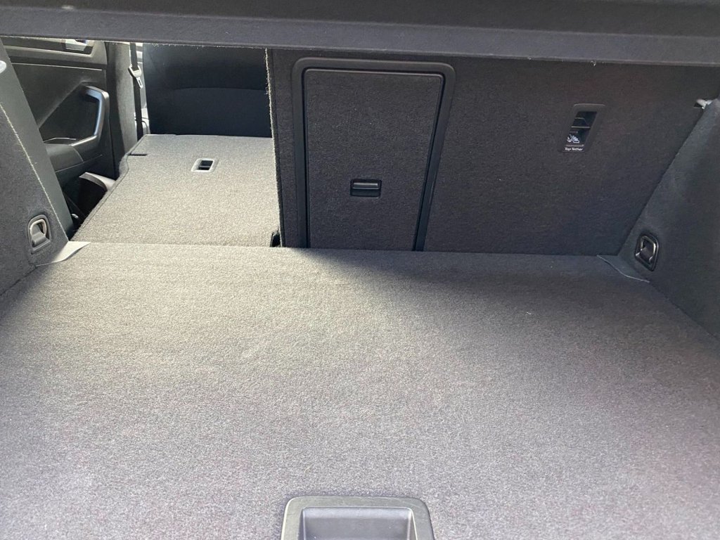 Used Volkswagen T-Roc 2018 for sale - 76710849: Photo 24