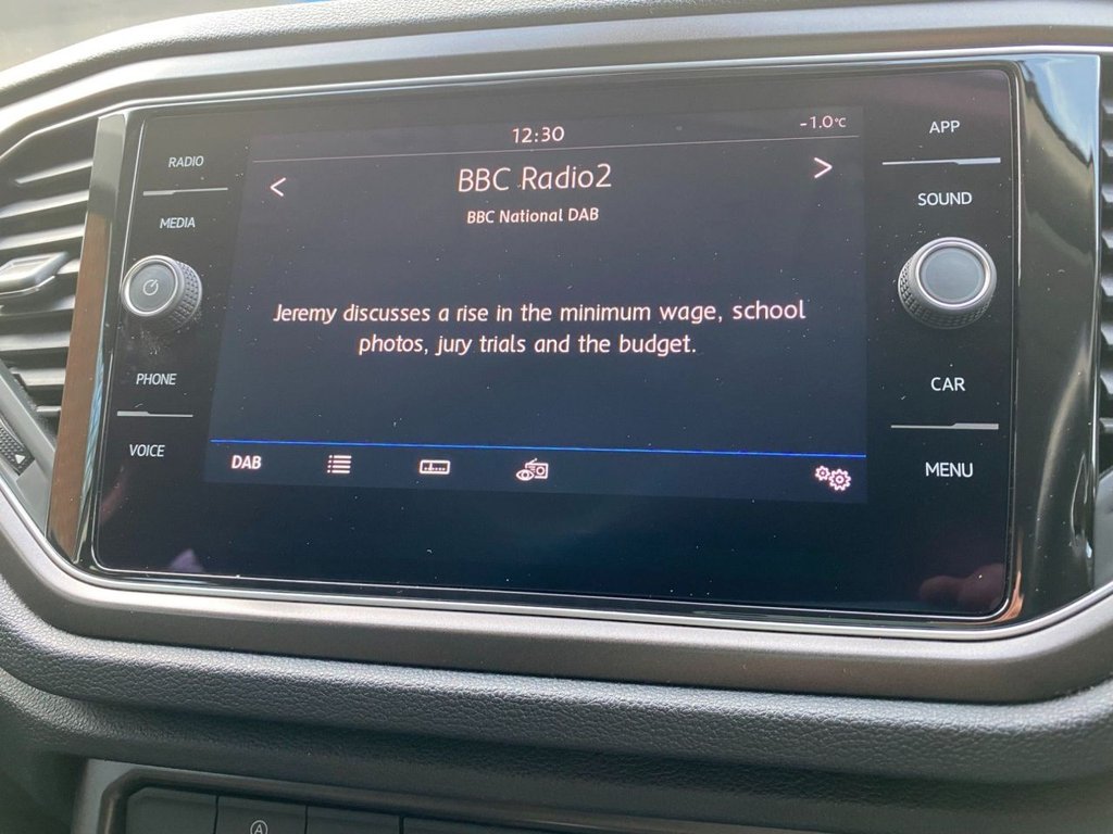 Used Volkswagen T-Roc 2018 for sale - 76710849: Photo 30