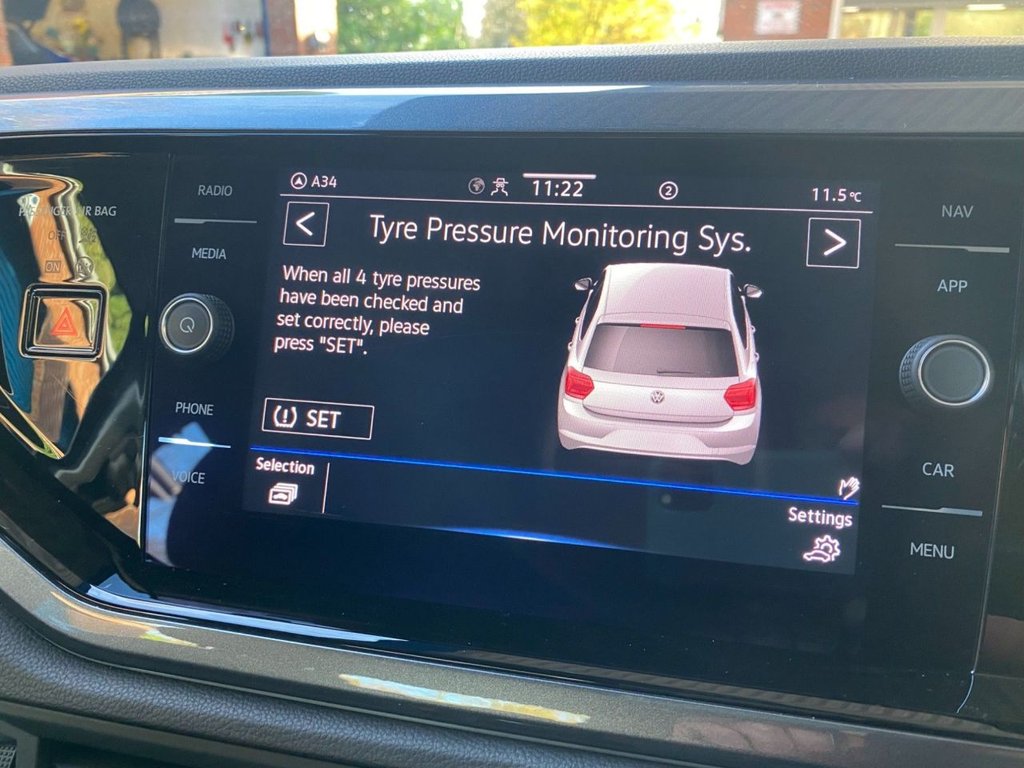 Used Volkswagen Polo 2022 for sale - 76570570: Photo 31