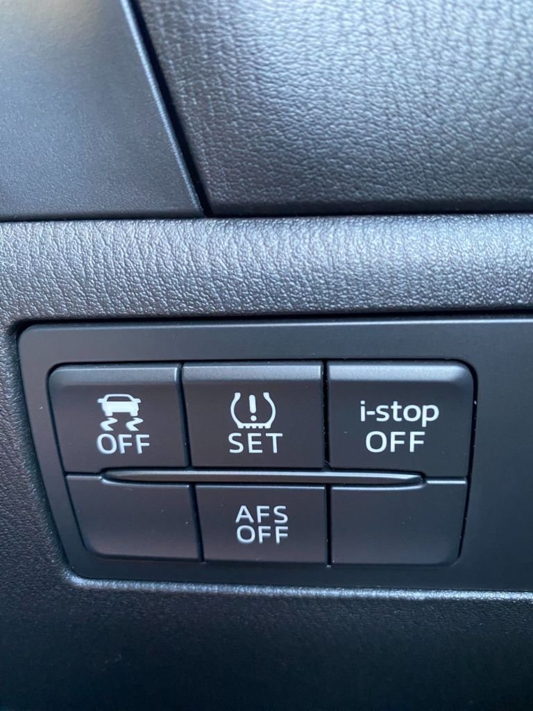 Used Mazda Mazda3 2016 for sale - 76642313: Photo 28