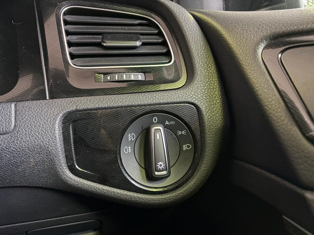 Used Volkswagen Golf 2014 for sale - 77780685: Photo 29