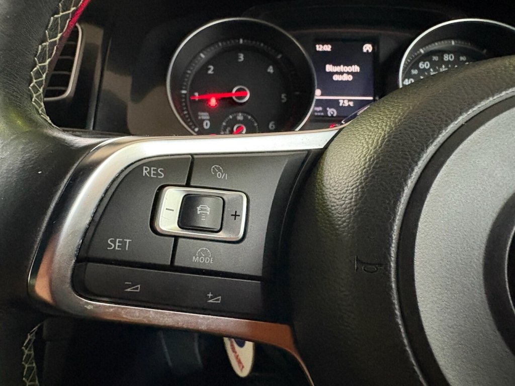 Used Volkswagen Golf 2014 for sale - 77780685: Photo 30