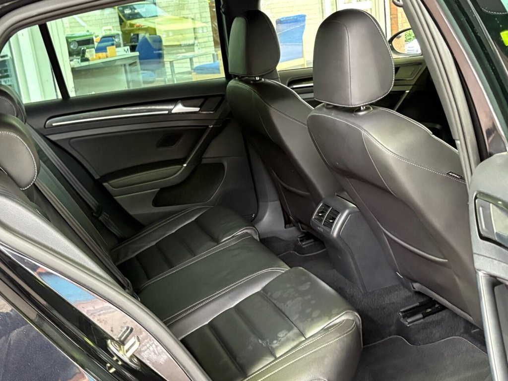 Used Volkswagen Golf 2014 for sale - 77780685: Photo 5