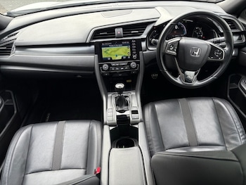 Used Honda Civic 2020 for sale - 79045958: Photo