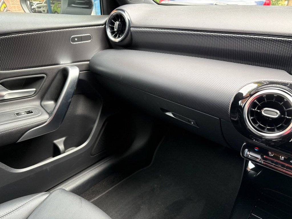 Used Mercedes-Benz A-Class 2018 for sale - 76346008: Photo 35