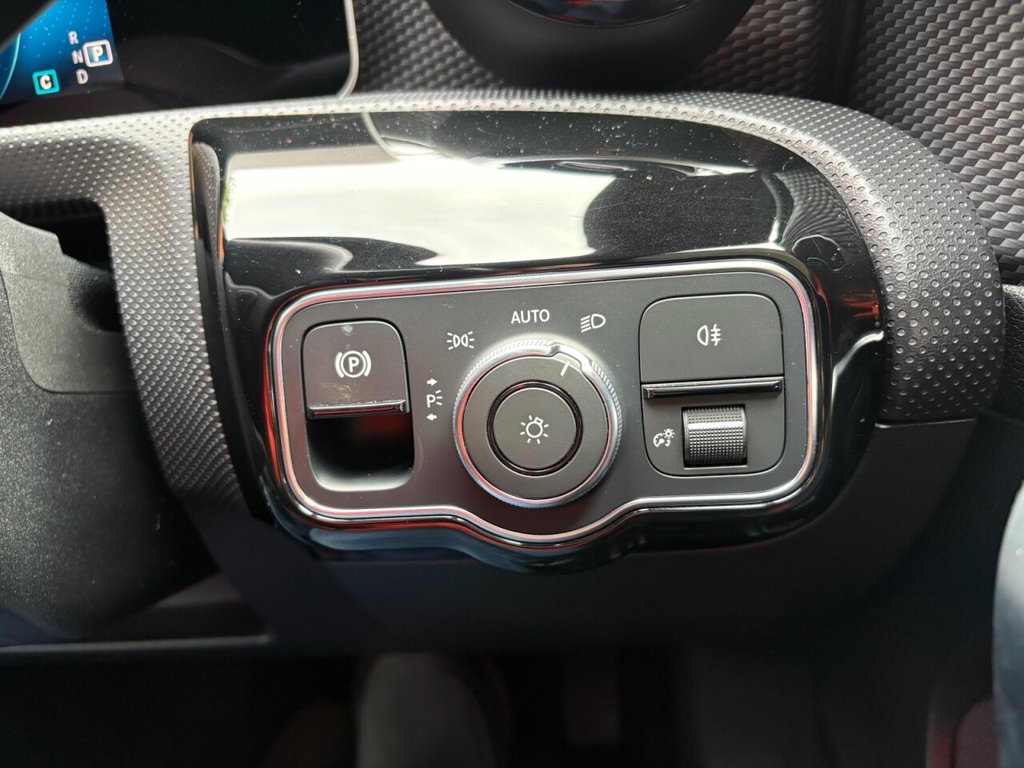 Used Mercedes-Benz A-Class 2018 for sale - 76346008: Photo 42