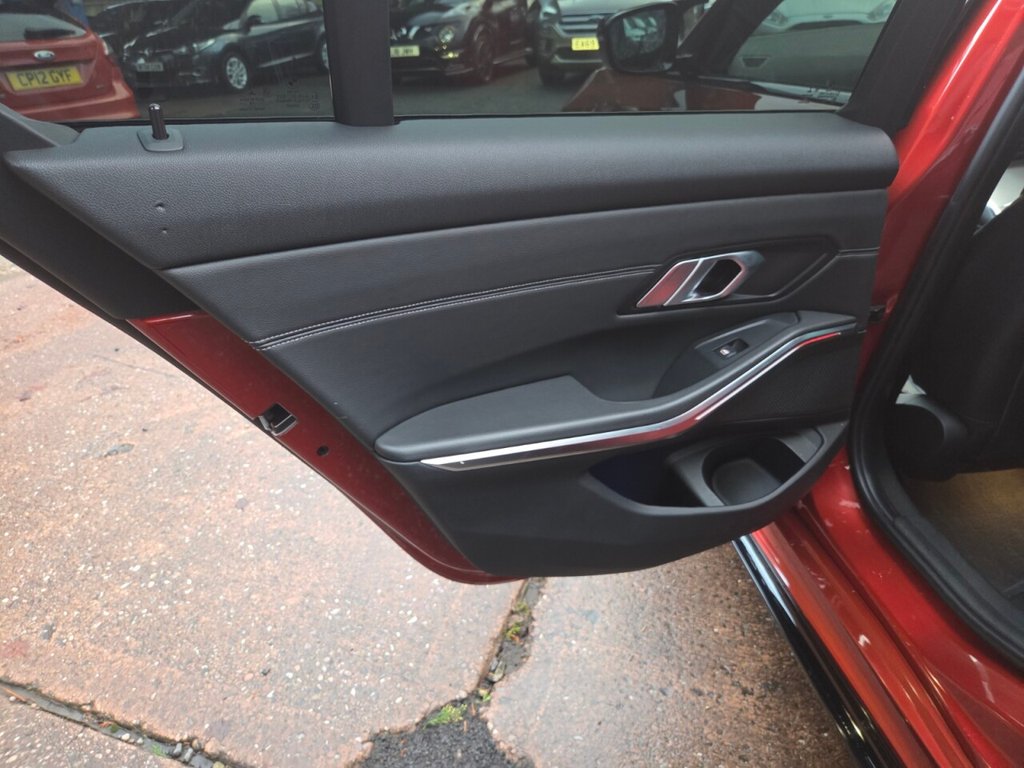 Used BMW 3 Series 2019 for sale - 77236691: Photo 19