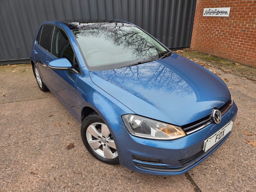 Used Volkswagen Golf 2014 for sale - 77608988: Photo 2