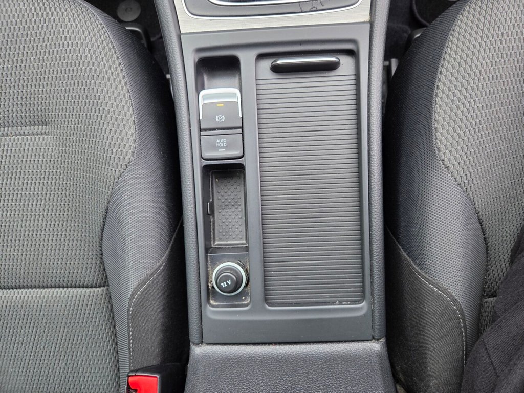 Used Volkswagen Golf 2014 for sale - 77608988: Photo 26