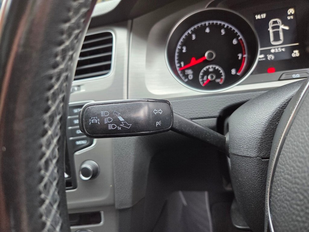 Used Volkswagen Golf 2014 for sale - 77608988: Photo 30