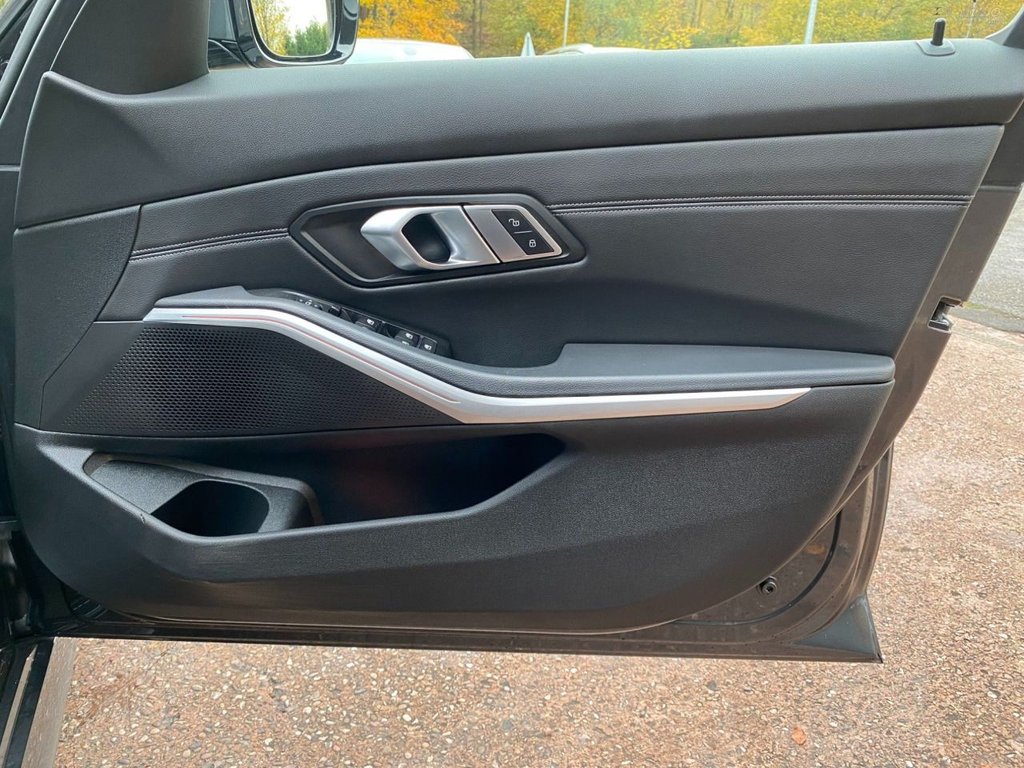 Used BMW 3 Series 2019 for sale - 76482503: Photo 16