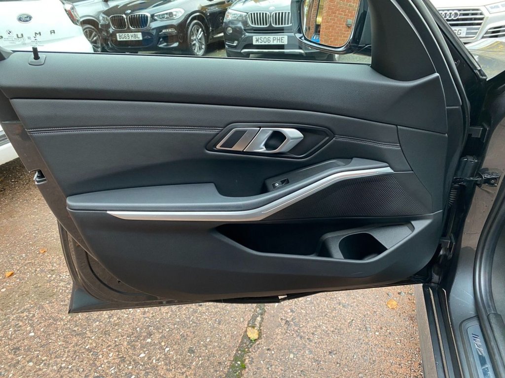 Used BMW 3 Series 2019 for sale - 76482503: Photo 18