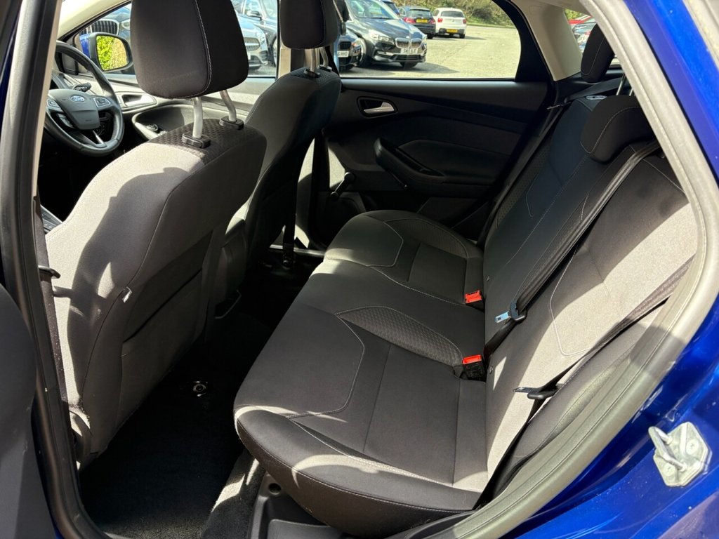 Used Ford Focus 2017 for sale - 78030245: Photo 5
