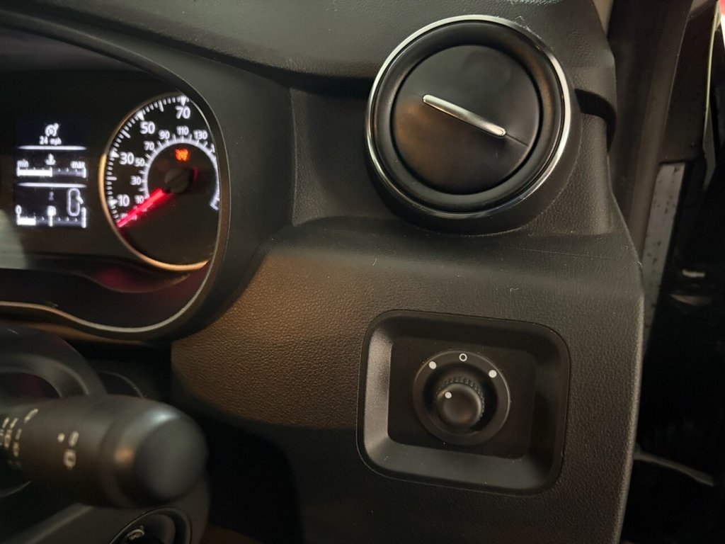 Used Dacia Duster 2018 for sale - 75998001: Photo 18