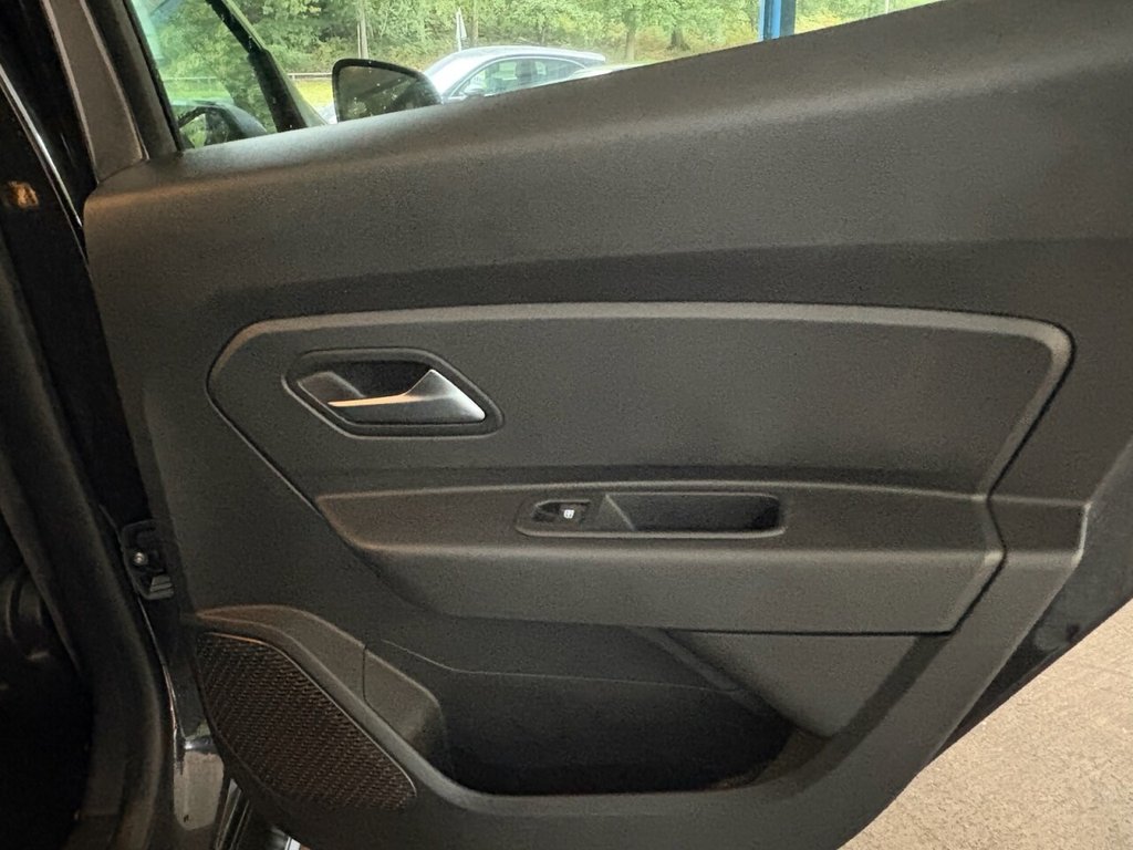 Used Dacia Duster 2018 for sale - 75998001: Photo 28