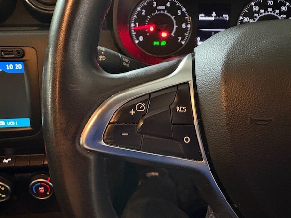 Used Dacia Duster 2018 for sale - 75998001: Photo 8
