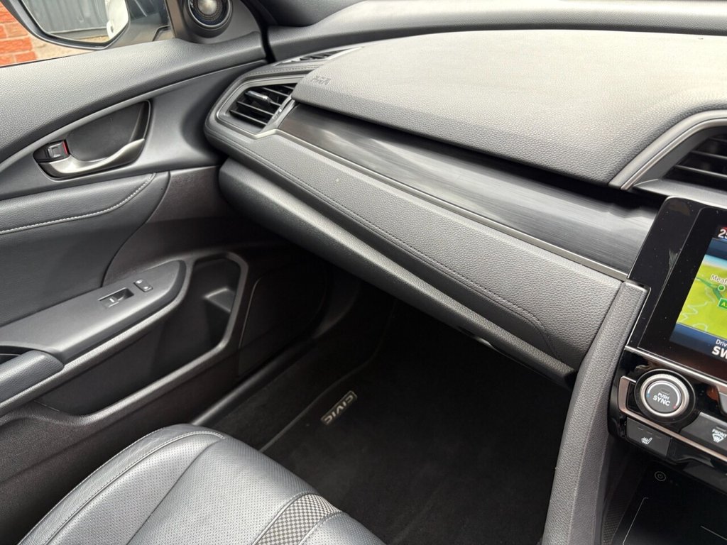 Used Honda Civic 2020 for sale - 78002432: Photo 20