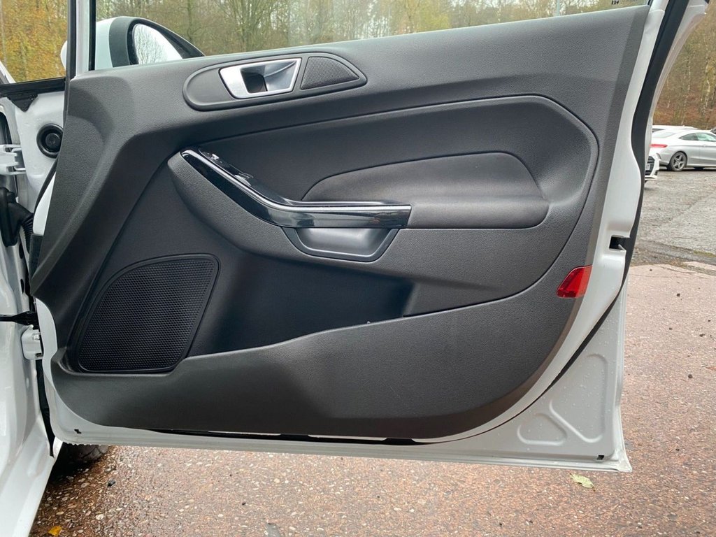 Used Ford Fiesta 2014 for sale - 76686050: Photo 16