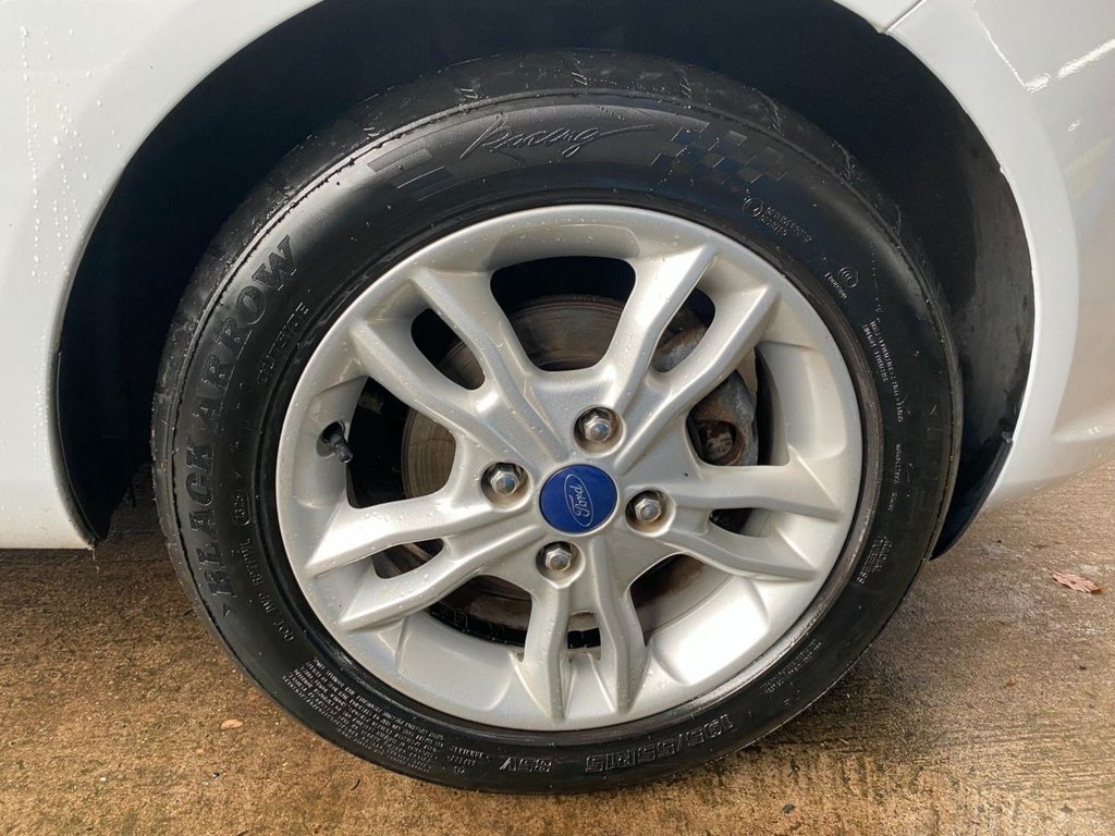 Used Ford Fiesta 2014 for sale - 76686050: Photo 33