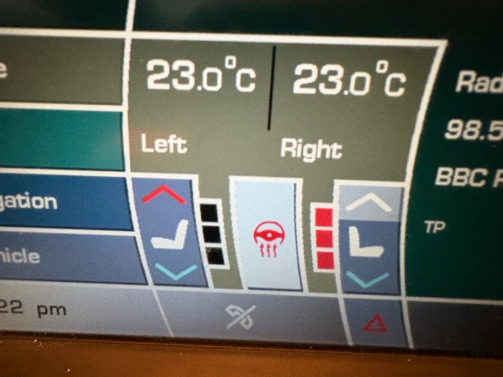 Used Jaguar XKR 2010 for sale - 77463641: Photo 34