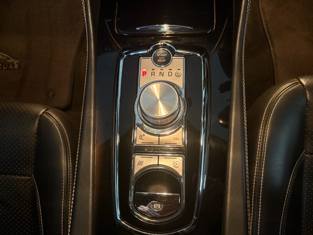 Used Jaguar XKR 2010 for sale - 77463641: Photo 43