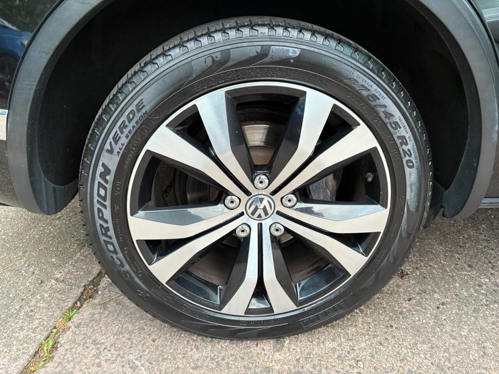 Used Volkswagen Touareg 2015 for sale - 77666946: Photo 13