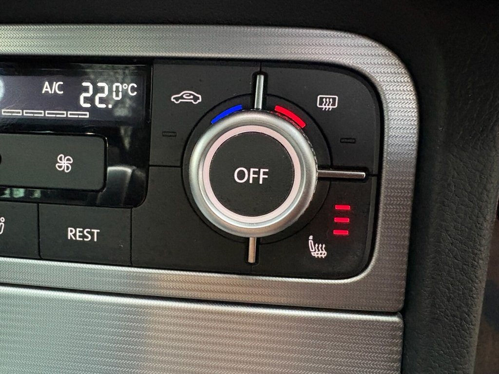 Used Volkswagen Touareg 2015 for sale - 77666946: Photo 35