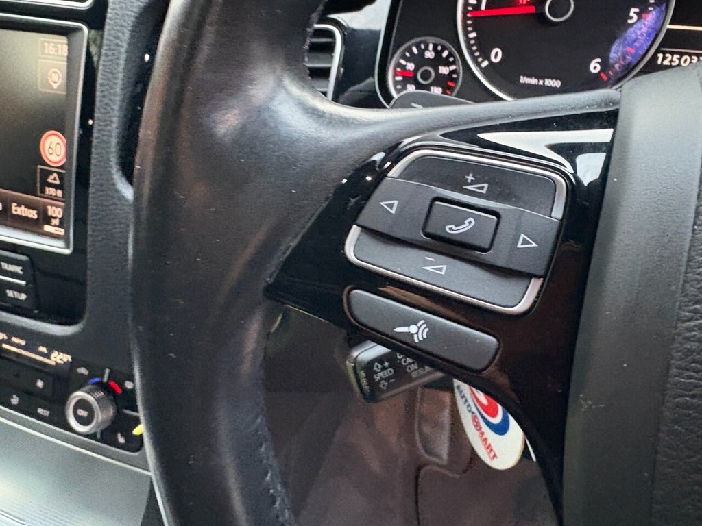 Used Volkswagen Touareg 2015 for sale - 77666946: Photo 46