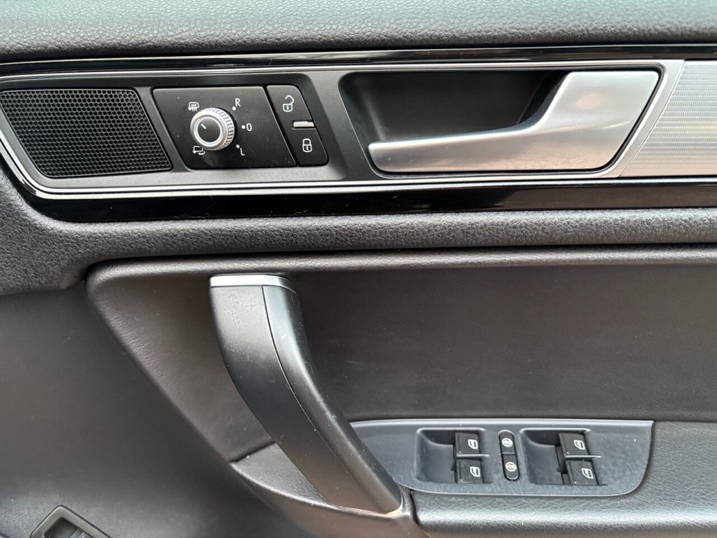 Used Volkswagen Touareg 2015 for sale - 77666946: Photo 48