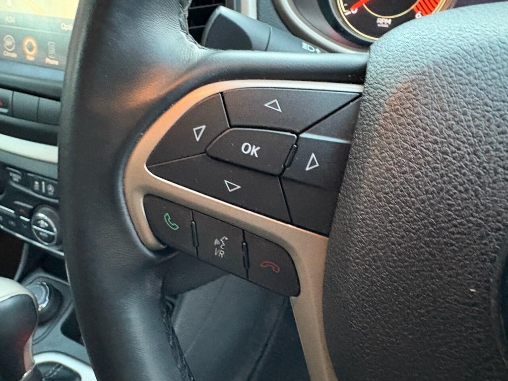 Used Jeep Cherokee 2015 for sale - 76923341: Photo 24