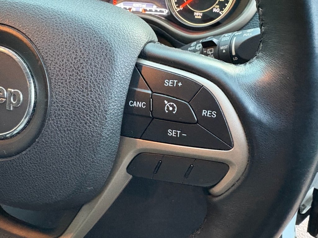 Used Jeep Cherokee 2015 for sale - 76923341: Photo 25