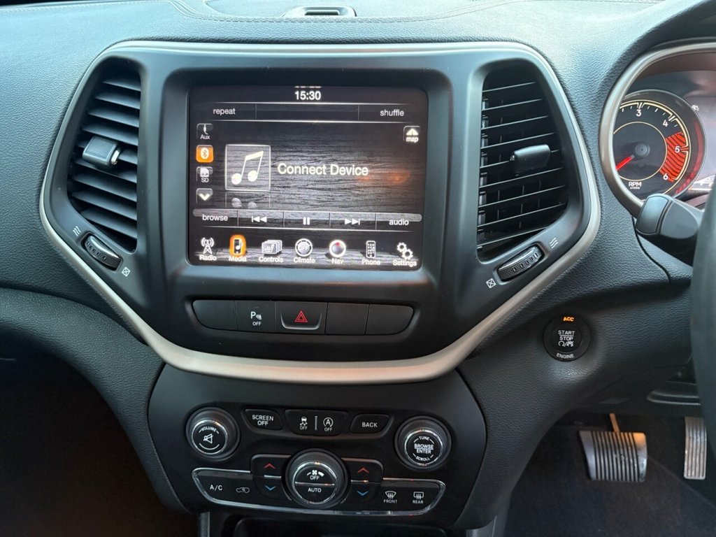 Used Jeep Cherokee 2015 for sale - 76923341: Photo 30