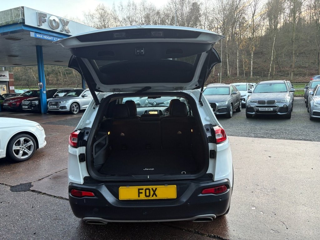 Used Jeep Cherokee 2015 for sale - 76923341: Photo 37