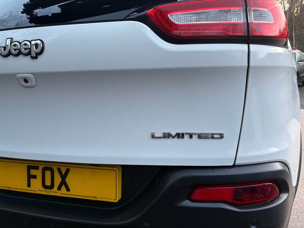 Used Jeep Cherokee 2015 for sale - 76923341: Photo 39