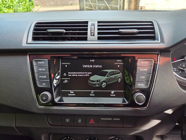 Used Skoda Fabia 2015 for sale - 76291298: Photo 25