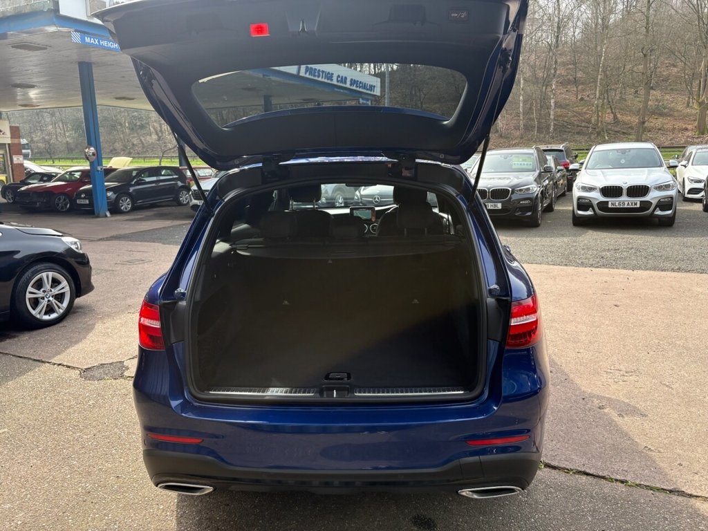 Used Mercedes-Benz GLC 2019 for sale - 77966689: Photo 19