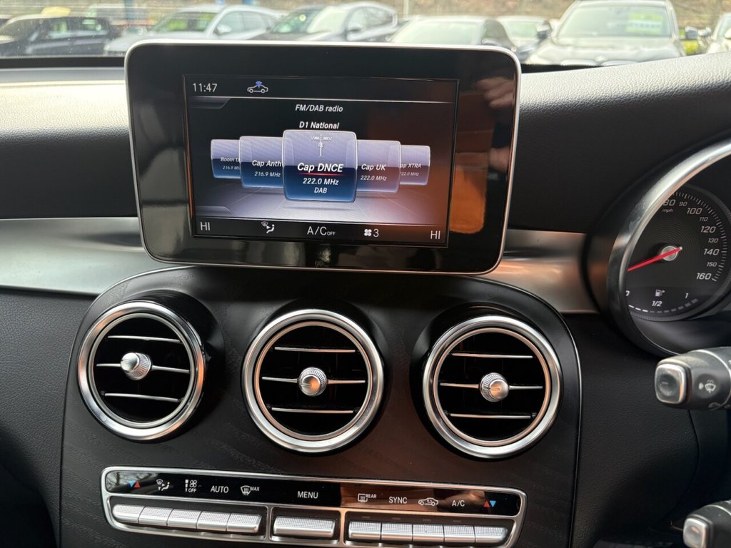 Used Mercedes-Benz GLC 2019 for sale - 77966689: Photo 26