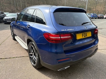 Used Mercedes-Benz GLC 2019 for sale - 77966689: Photo